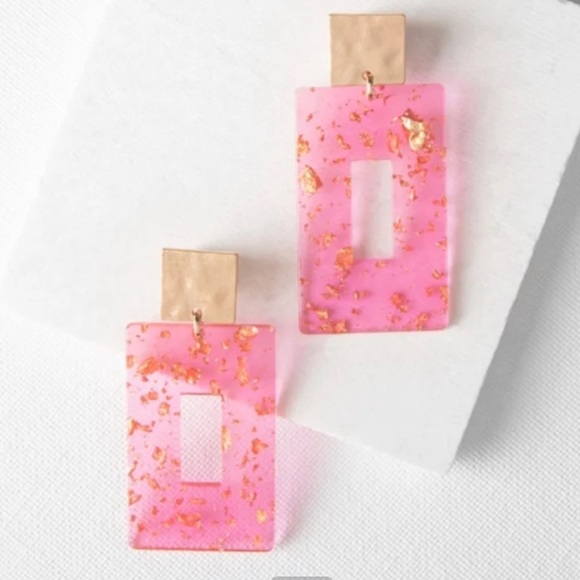 Plunder Kiersen pink Acrylic Earrings - Picture 3 of 5